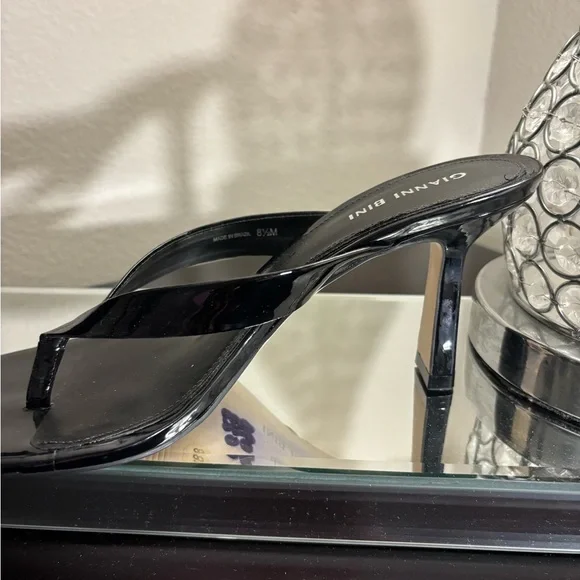 - Black Patent Leather - Picture 3 of 3